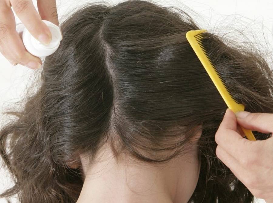 Как вычесать гнид с длинных и коротких волос в домашних условиях