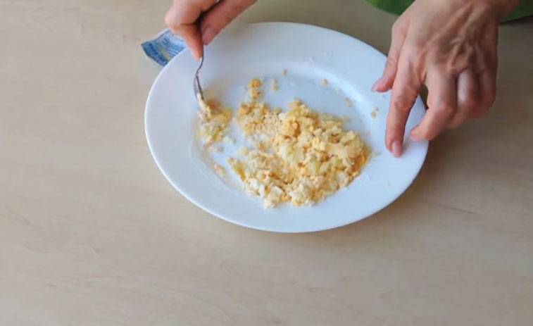 Борная кислота с картошкой и яйцом от тараканов – рецепт