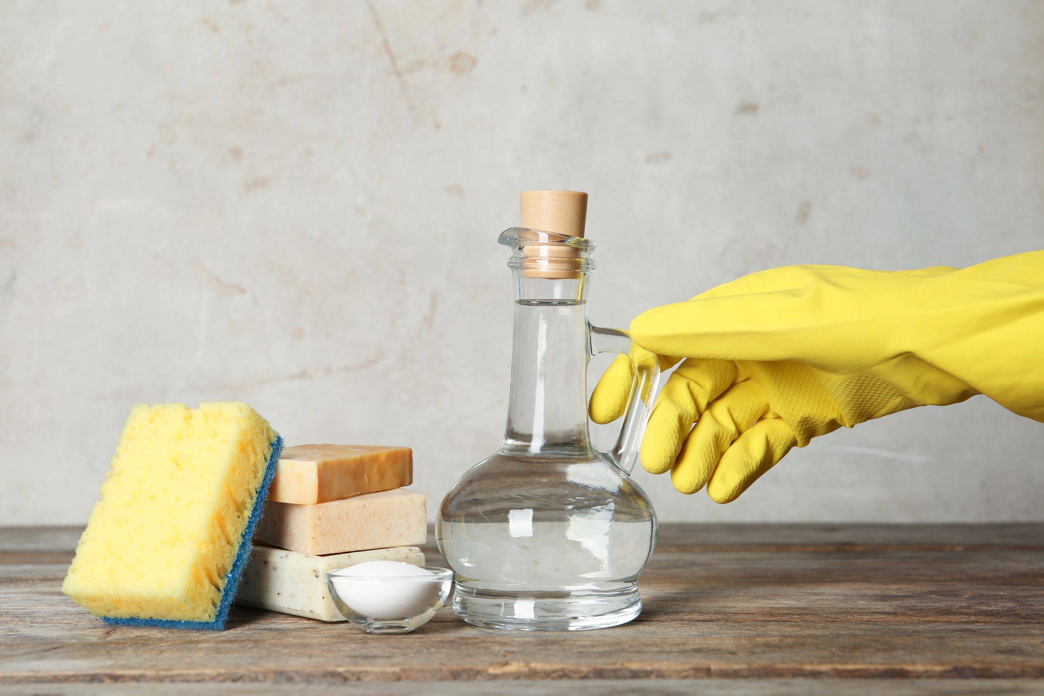 Как избавиться от запаха краски в квартире: топ-6 способов