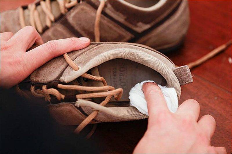 Как уничтожить грибок в шкафу, на одежде и обуви - советы экспертов